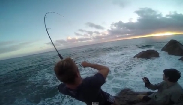 Video: Morning Tide Fishing – The Landing!